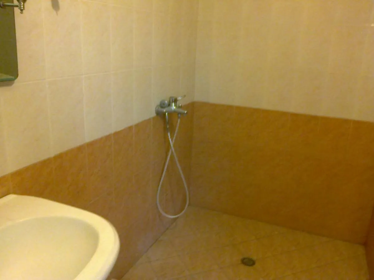 Mullaj Guest House فلورا