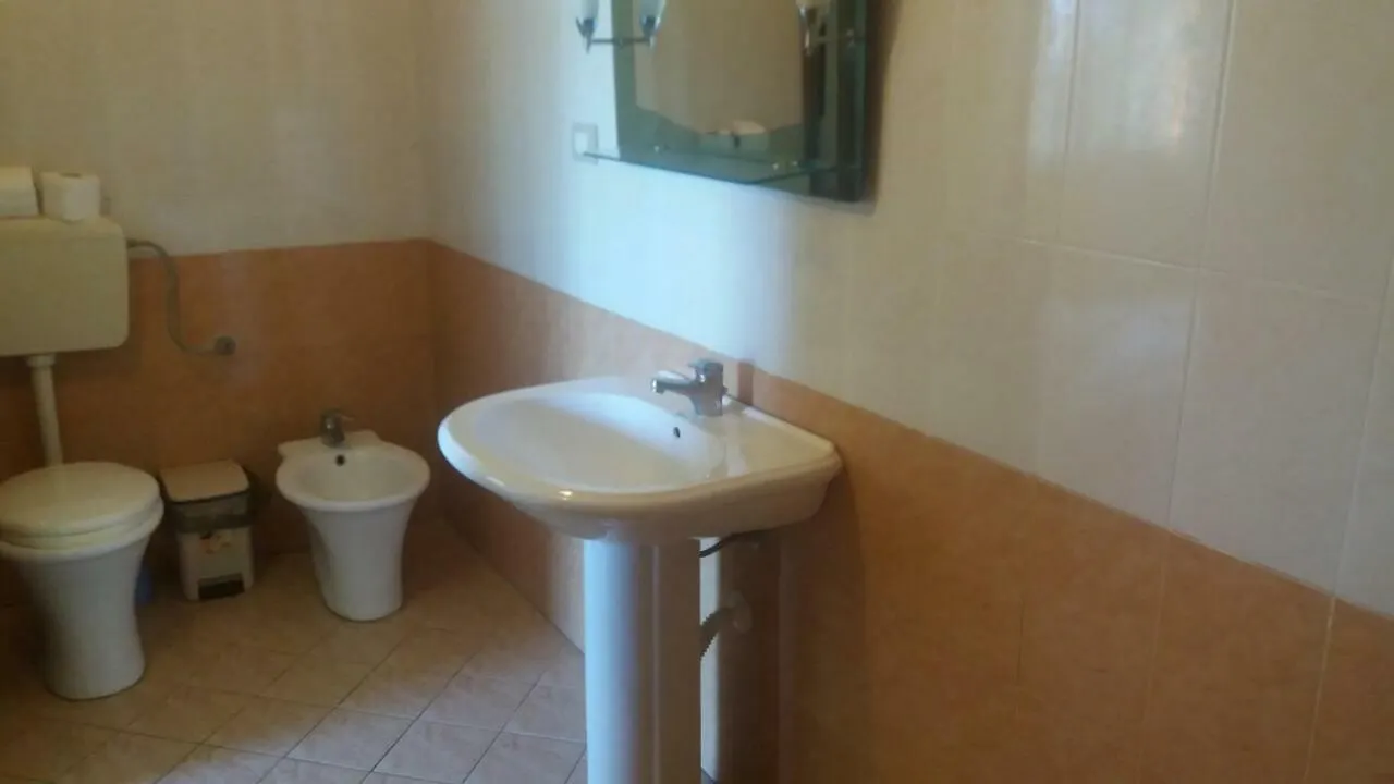 Mullaj Guest House فلورا ألبانيا